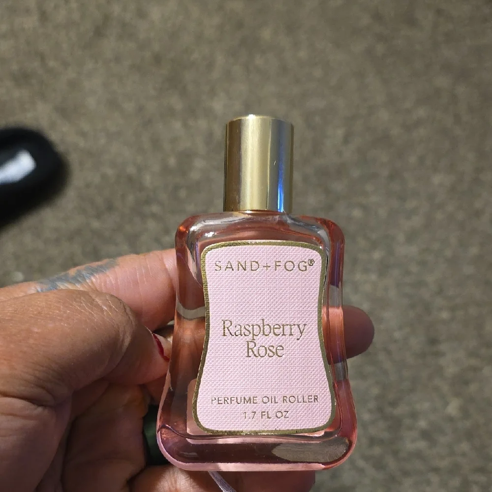 Sand + Fog Raspberry Rose Perfume Oil Roller - Picture 1 of 1